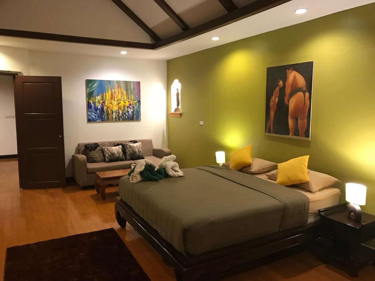 Villa Chaya Khao Lak Exteriör bild