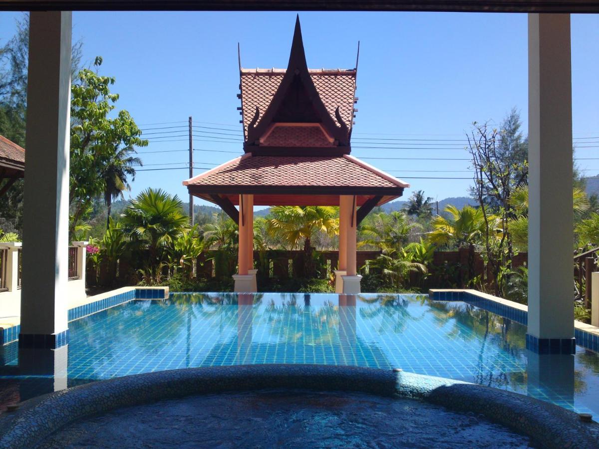 Villa Chaya Khao Lak Exteriör bild