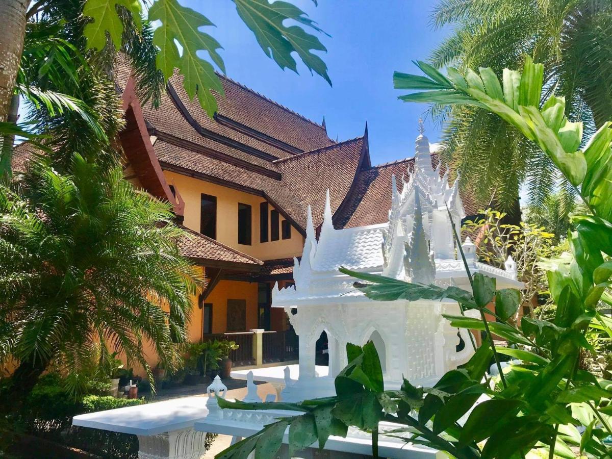 Villa Chaya Khao Lak Exteriör bild