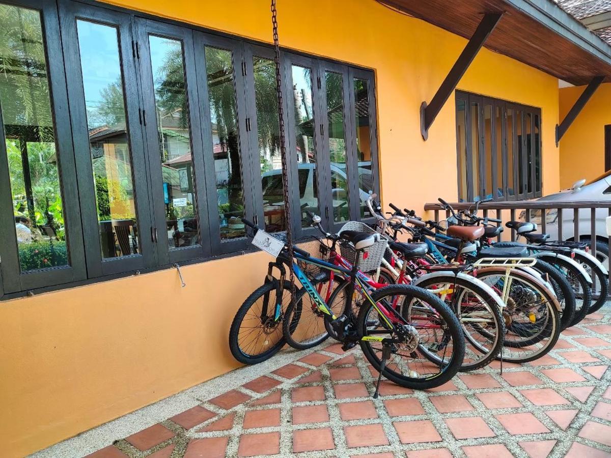 Villa Chaya Khao Lak Exteriör bild