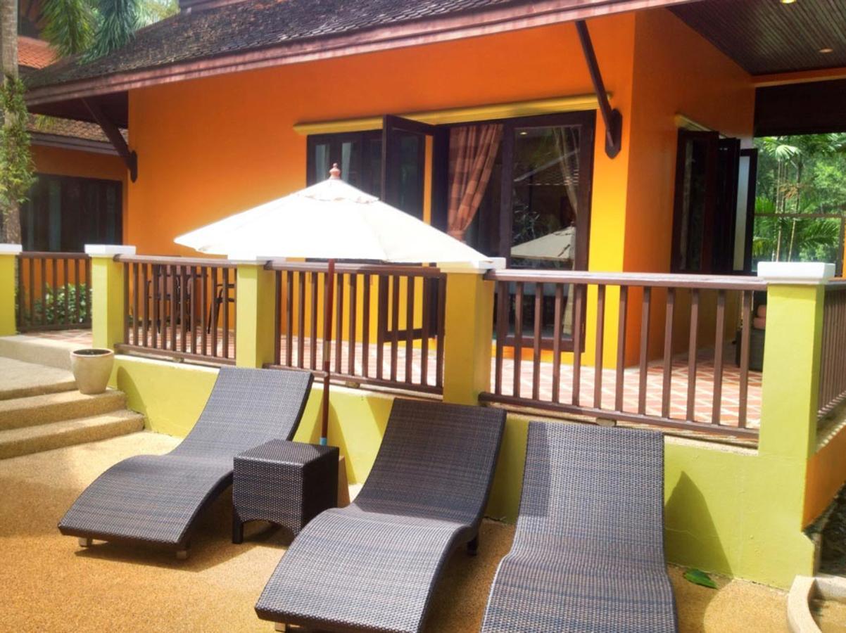 Villa Chaya Khao Lak Exteriör bild